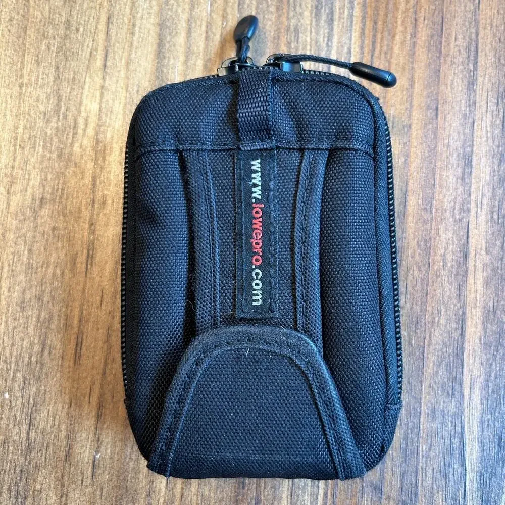 Lowepro Geneva 10 Black Compact Padded Case